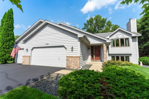 3726 Wescott Hills Drive, Eagan, MN 55123