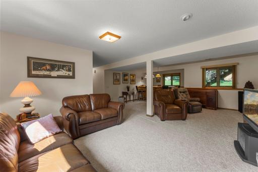 3726 Wescott Hills Drive, Eagan, MN 55123