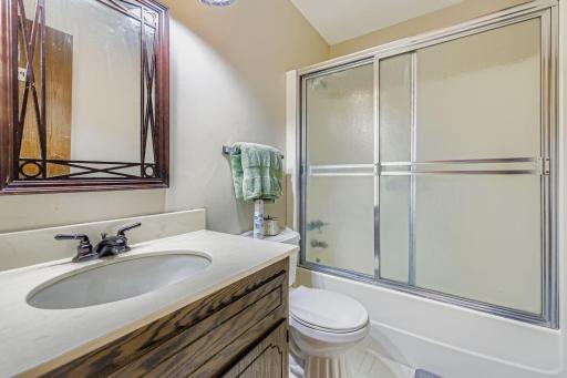 6705 80th Ave N - Web Quality - 019 - 24 2nd Floor Primary Bathroom.jpg