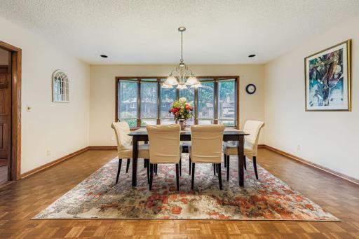 6705 80th Ave N - Web Quality - 009 - 11 Dining Room.jpg