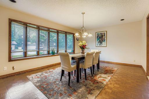 6705 80th Ave N - Web Quality - 011 - 13 Dining Room.jpg