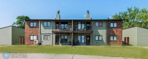 2402 18th Street S, 3, Fargo, ND 58103
