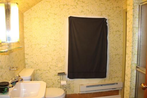 103 Spruce Avenue N, Thief River Falls, MN 56701