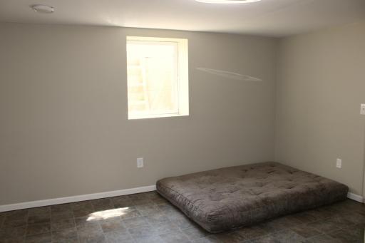 103 Spruce Avenue N, Thief River Falls, MN 56701