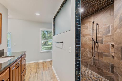 11021 Russell Avenue S, Minneapolis, MN 55431