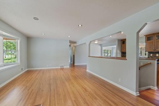 11021 Russell Avenue S, Minneapolis, MN 55431