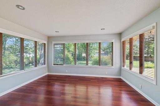 11021 Russell Avenue S, Minneapolis, MN 55431