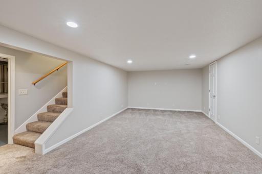 11021 Russell Avenue S, Minneapolis, MN 55431