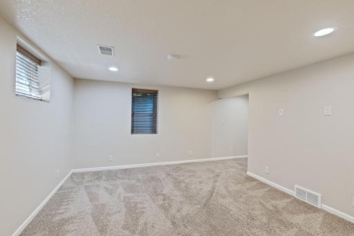11021 Russell Avenue S, Minneapolis, MN 55431