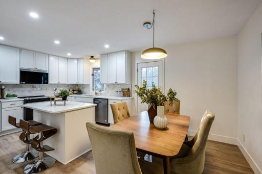 Dining & kitchen