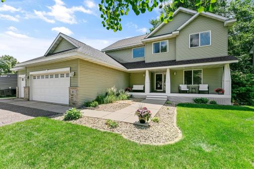 101 Big Woods Court, Buffalo, MN 55313