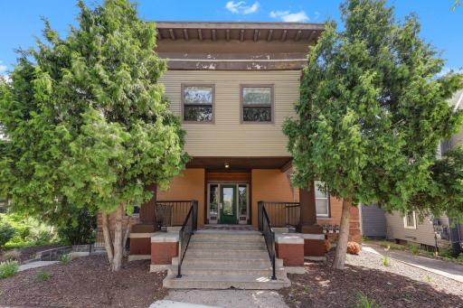 2723 Hennepin Avenue, Minneapolis, MN 55408