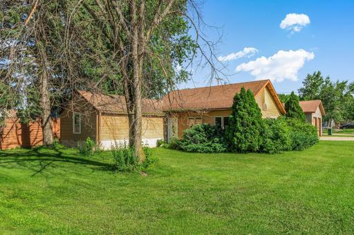 302 3rd Avenue N, Bowlus, MN 56314