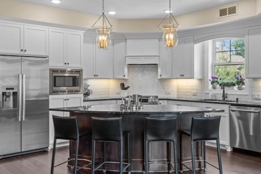 Welcome to this beautiful and spacious 2-bedroom, 2-bathroom condo—perfectly located just minutes from vibrant downtown Wayzata.