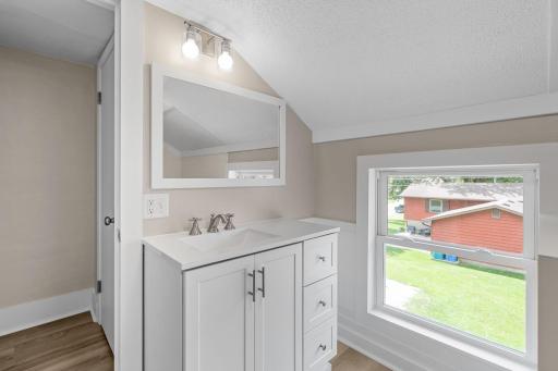 1010 S Grove Avenue, Owatonna, MN 55060