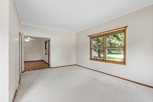 1010 S Grove Avenue, Owatonna, MN 55060