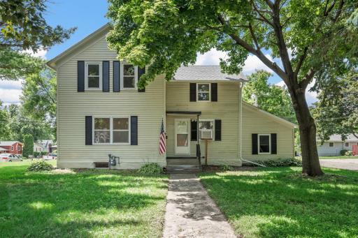 1010 S Grove Avenue, Owatonna, MN 55060