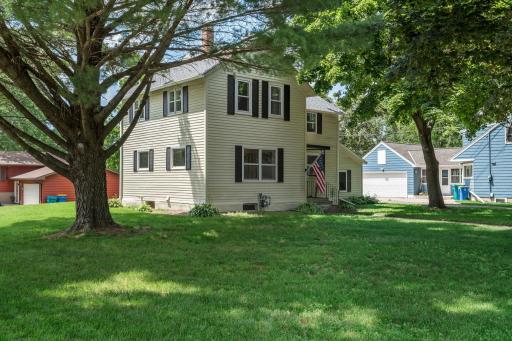 1010 S Grove Avenue, Owatonna, MN 55060