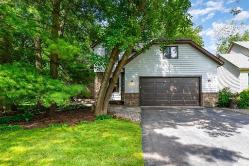 Foliage is both the name of the street and a descriptor of the surroundings you will find as you stroll up the 2022 driveway that brings nature to your doorstep.