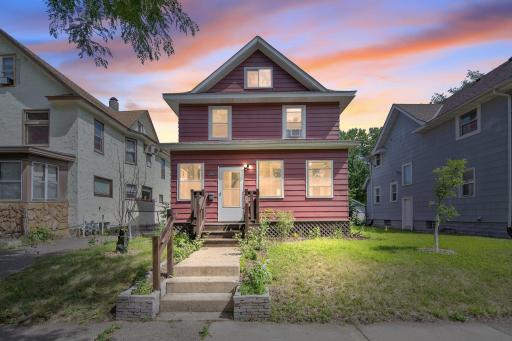 927 Central Avenue W, Saint Paul, MN 55104