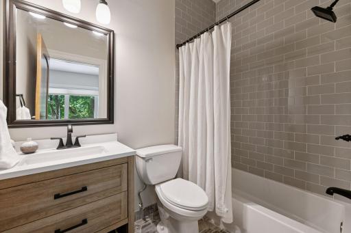 560 Big Island, Wayzata, MN 55391