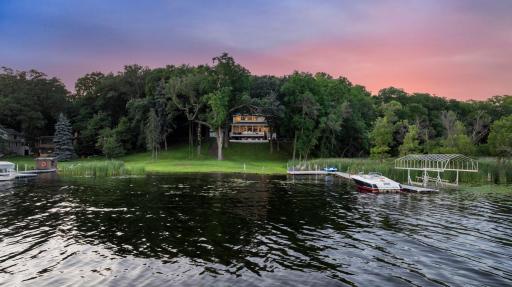 560 Big Island, Wayzata, MN 55391