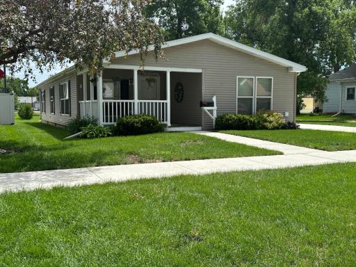 217 4th Avenue SE, Pipestone, MN 56164