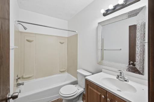 2015 5th Avenue S, Minneapolis, MN 55404