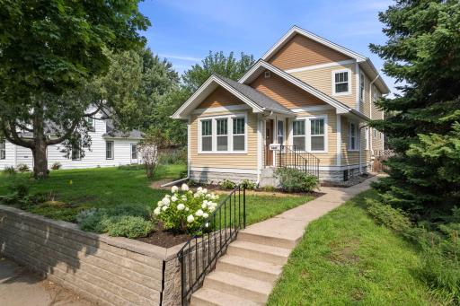 5247 33rd Avenue S, Minneapolis, MN 55417