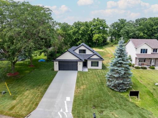 2529 Elmcroft Drive SW, Rochester, MN 55902