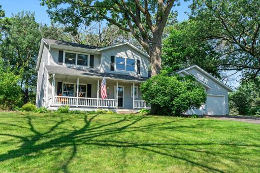621 Twelve Oaks Lane, Hudson, WI 54016