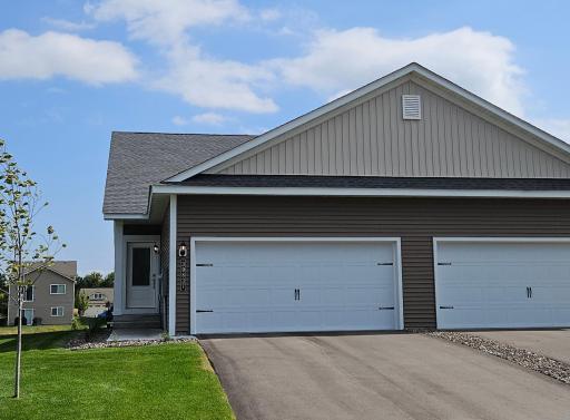 39793 Fallbrook Avenue, North Branch, MN 55056