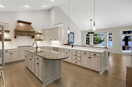 2780 South Shore Drive, Prior Lake, MN 55372