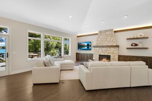 2780 South Shore Drive, Prior Lake, MN 55372