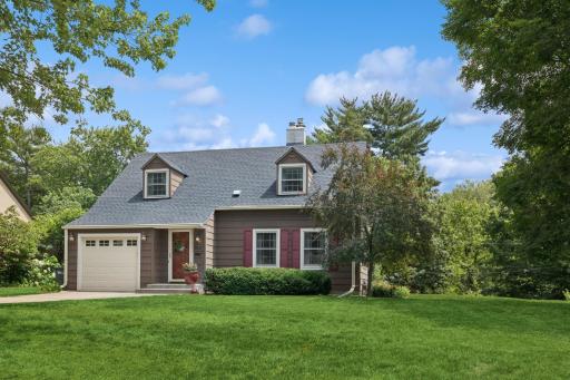 6633 Lynwood Boulevard, Richfield, MN 55423