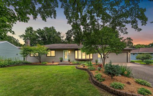 331 9th Street N, Bayport, MN 55003