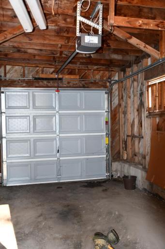 308 Maple Avenue S, Thief River Falls, MN 56701