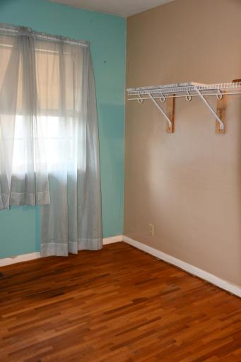 308 Maple Avenue S, Thief River Falls, MN 56701