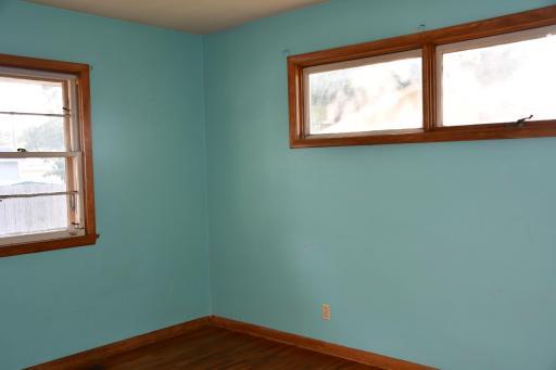 308 Maple Avenue S, Thief River Falls, MN 56701