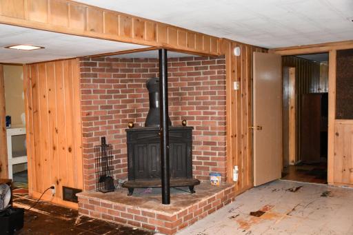 308 Maple Avenue S, Thief River Falls, MN 56701