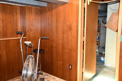 308 Maple Avenue S, Thief River Falls, MN 56701