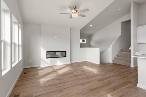 623 Redwood Loop N, Cambridge, MN 55008