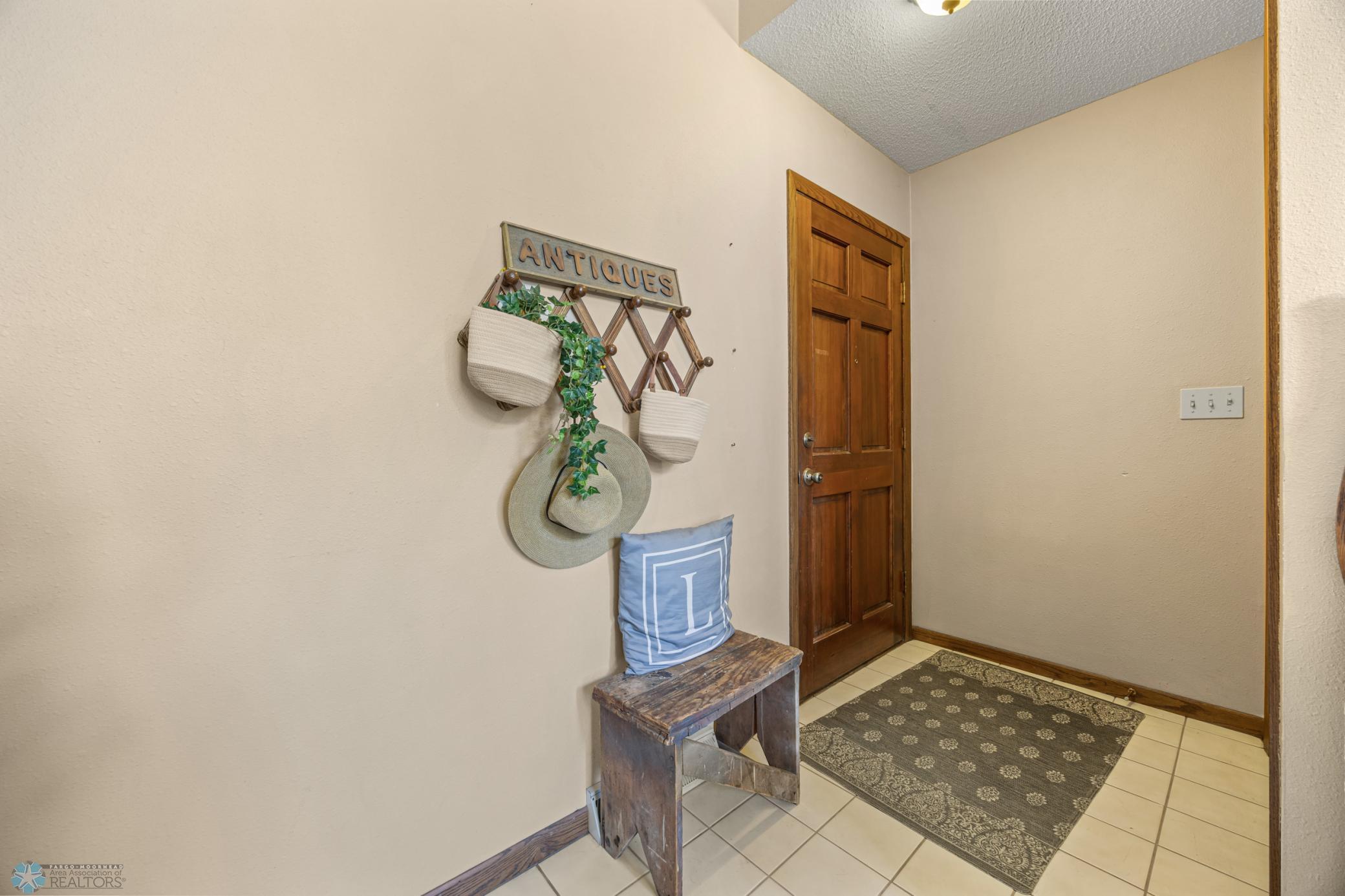 Foyer.jpg
