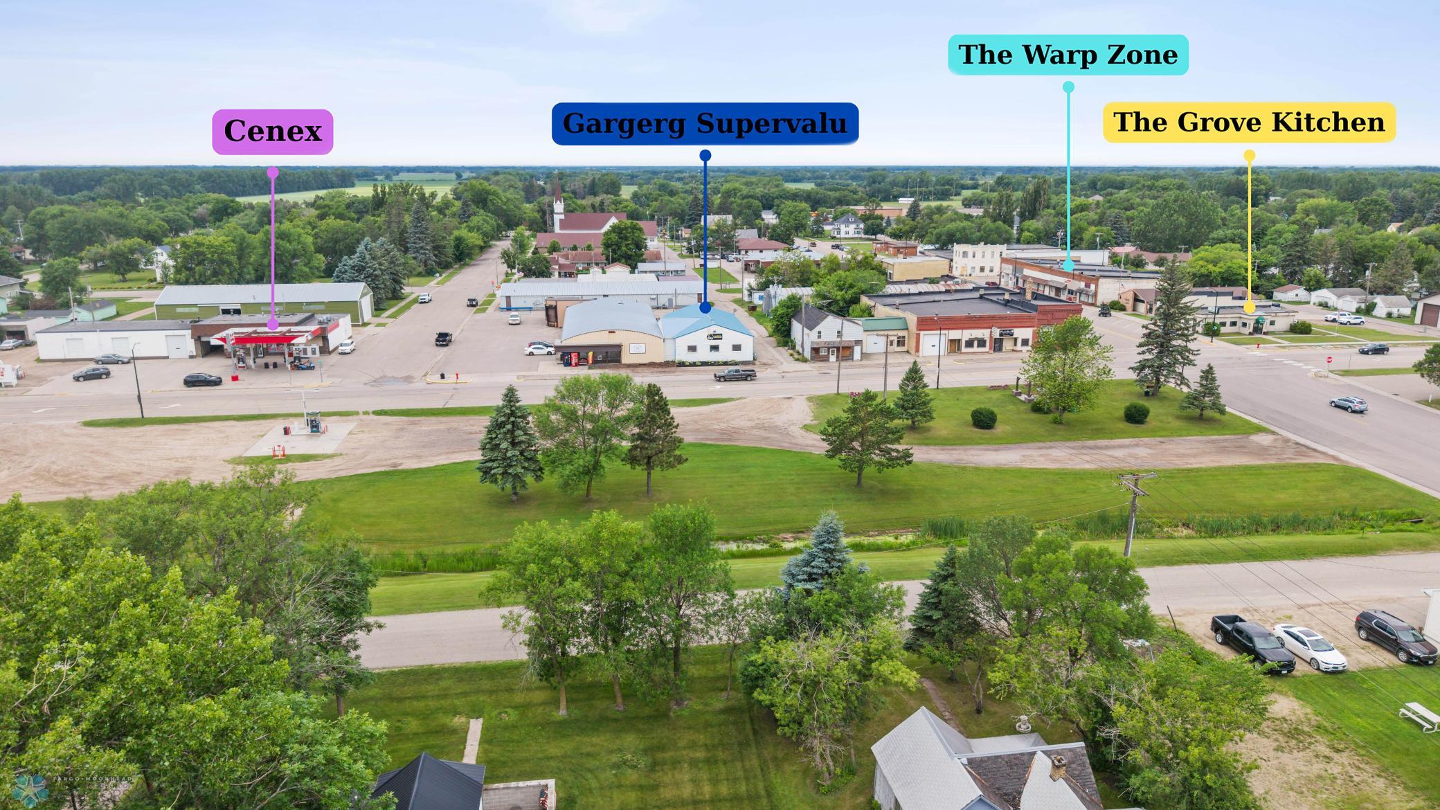 Additional view to Cenex, Supervalu and The Grove