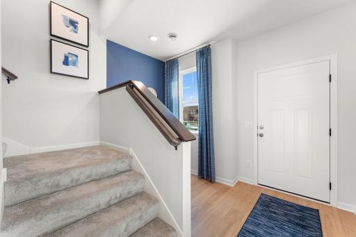 Upon entry, your guest area greeted by 9' ceilings and a roomy foyer with space for seating.