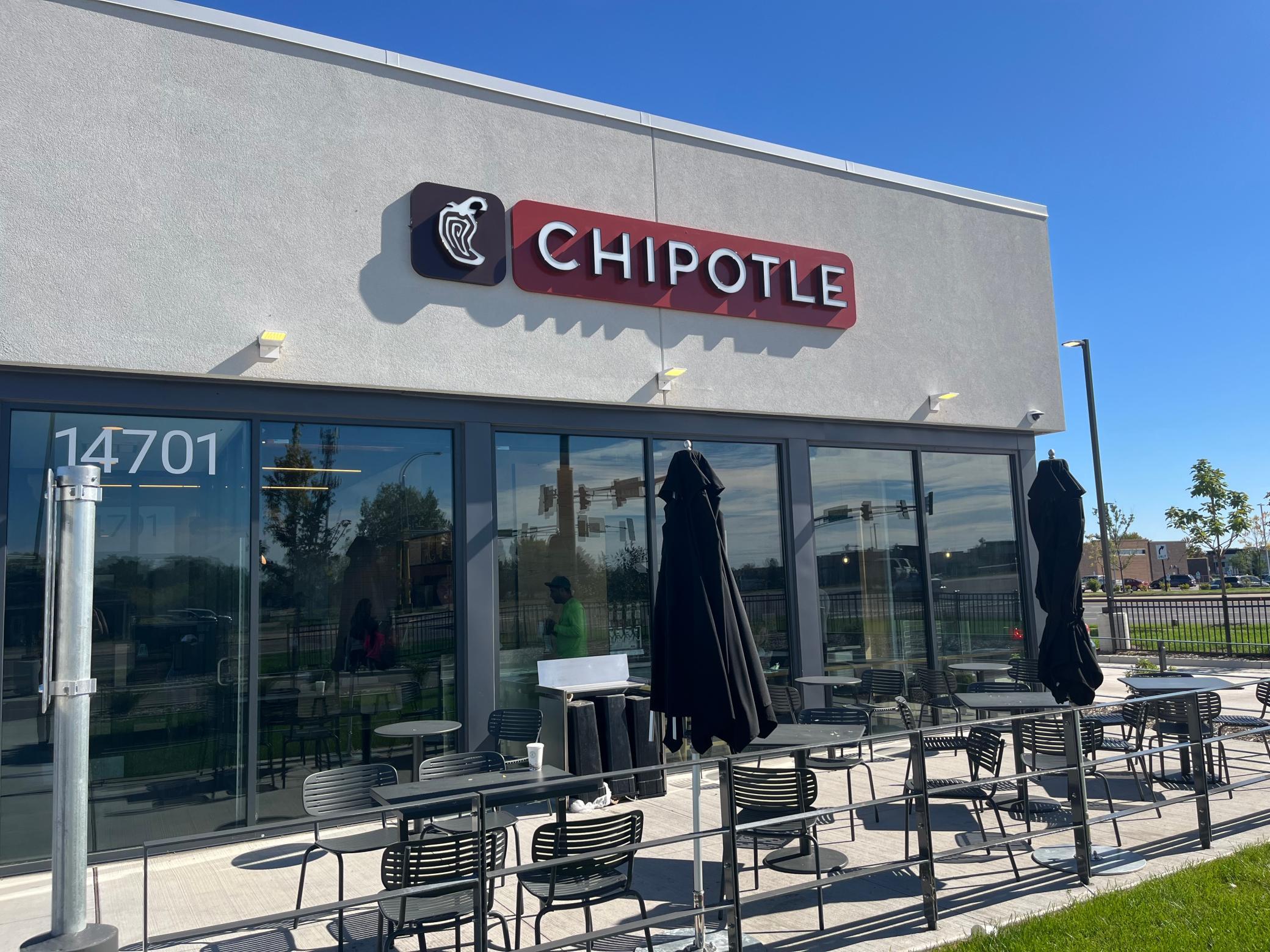 New restaurants continue to come to this thriving area of Ramsey like this new Chipotle.