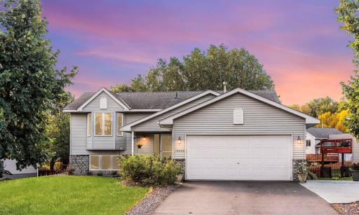 18888 Eaglewood Trail, Farmington, MN 55024