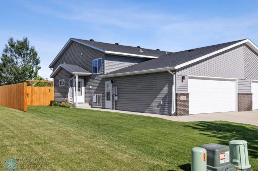 2518 8th Court W, West Fargo, ND 58078