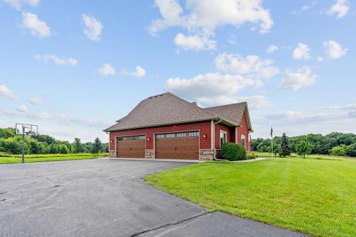 11638 Eckert Avenue SE, Delano, MN 55328