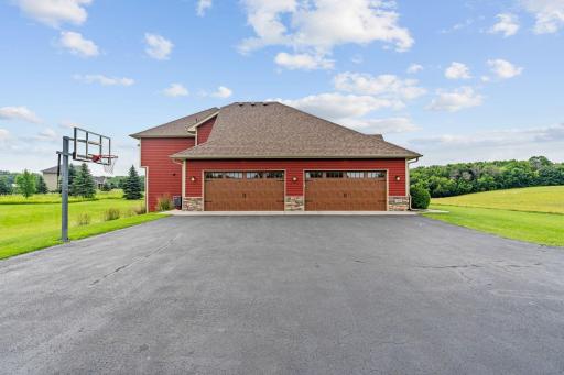 11638 Eckert Avenue SE, Delano, MN 55328
